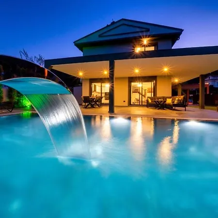 Katrelia-villa With Children's Pool For 6 Persons In Inlice 费特希耶