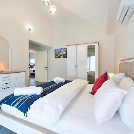 Katrelia-villa With Children's Pool For 6 Persons In Inlice 别墅