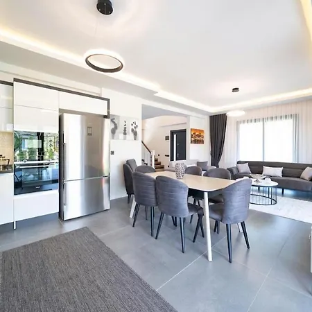 别墅 Katrelia-villa With Children's Pool For 6 Persons In Inlice 费特希耶
